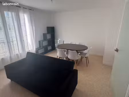 location f3 meuble la rochelle