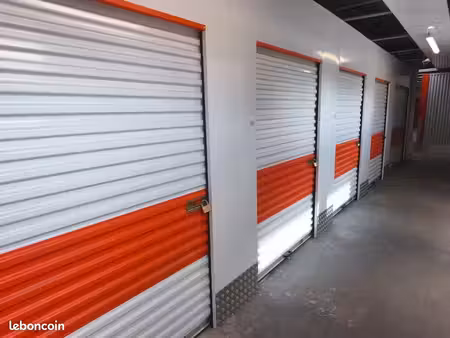 garde meubles / box / garage