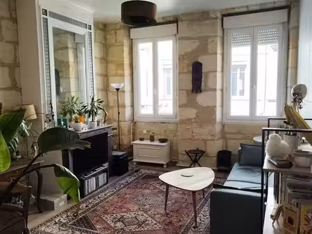 appartement t2 de 48m² non meublé - bordeaux victoire