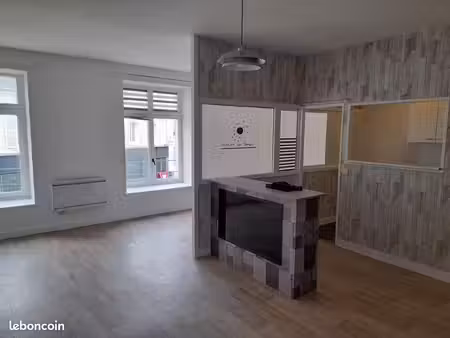 studio 41 m2 centre ville de fécamp