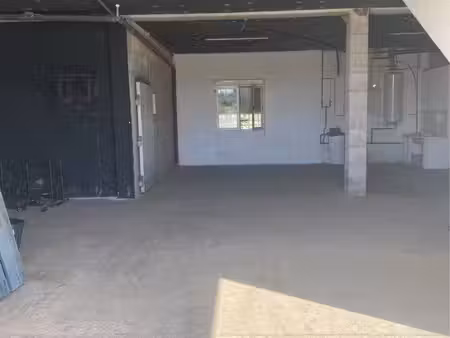 location hangar et chambre froide