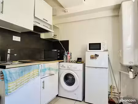 studio 1 pièce 23 m²
