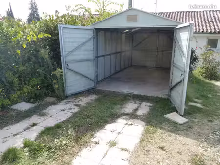 garage box parking