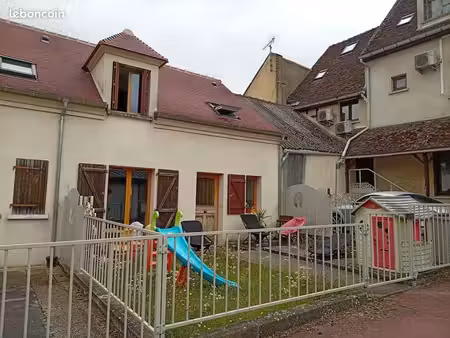 appartement 1 pièce 54 m²