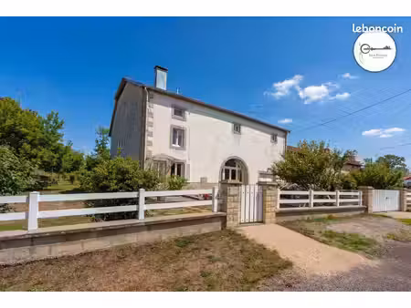 propriété 10 pièces 224 m²