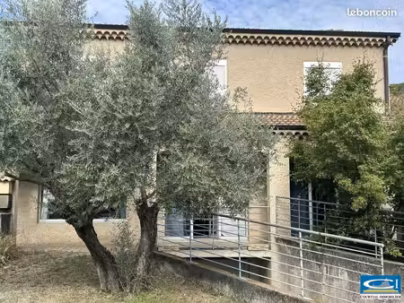 local commercial 85 m² saint-jean-de-muzols