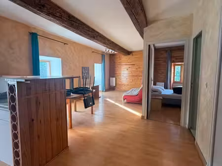 charmant f2 de 47.5m2 - centre-ville de privas