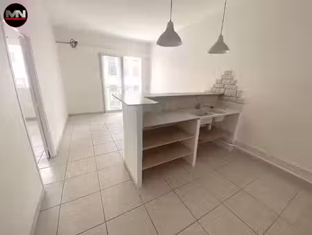 local commercial à louer