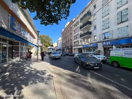 fonds de commerce 97 m² rosny sous bois