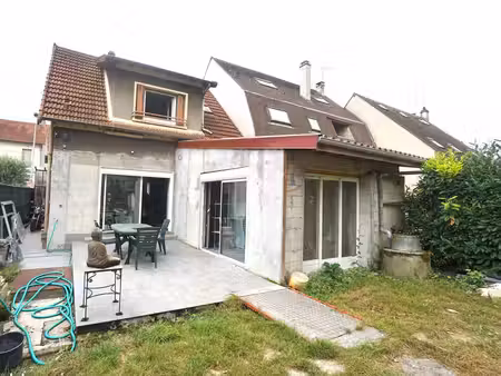 maison 5 pièces 105 m²