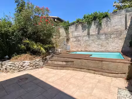 maison traversante centre ville avec piscine