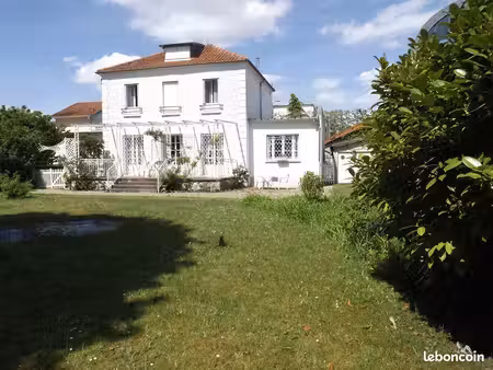 maison sur jardin1500m²