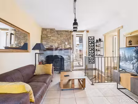 maison de village 4 pièces 80 m²
