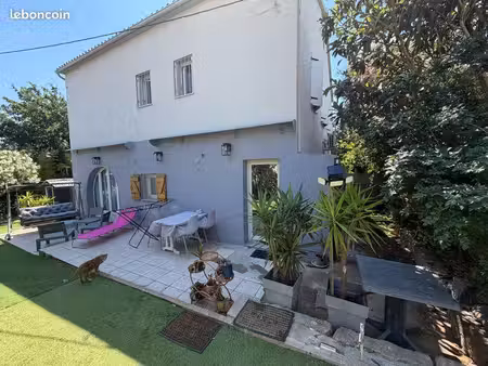 villa de 200 m² – 2 800 /mois de potentiel locatif