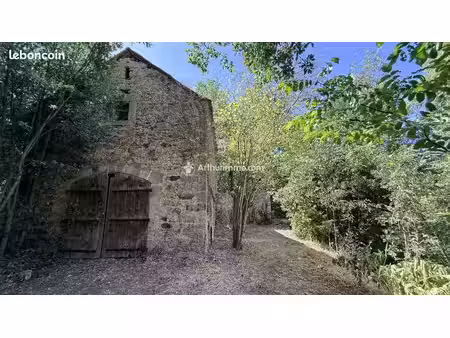 grange 2 pièces 85 m²