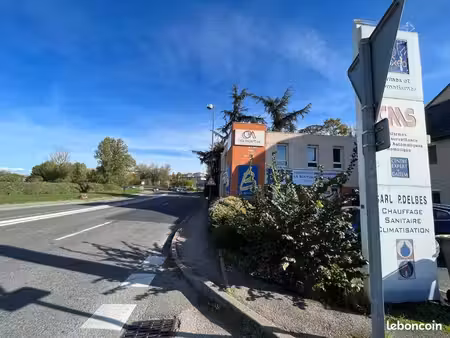 local commercial 163 m²