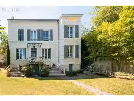 meudon bellevue - maison 4 chambres (possible 5) avec jardin  proche gares et écoles