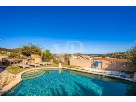 villa familiale au calme — vue dégagée et aperçu mer — vallauris proche cannes