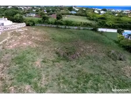 terrain 734 m² saint francois