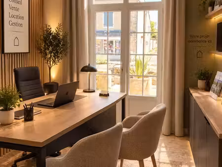bureau 14 m² à louer avec parking
