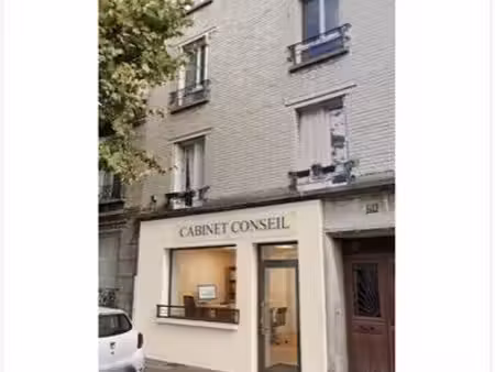 local commercial sur rue
