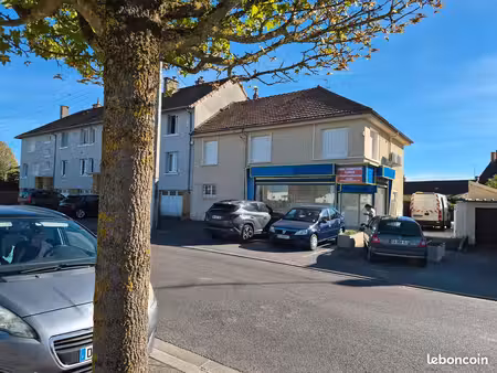local commercial 33 m² à louer – vierzon – 3 parkings privés – belle visibilité
