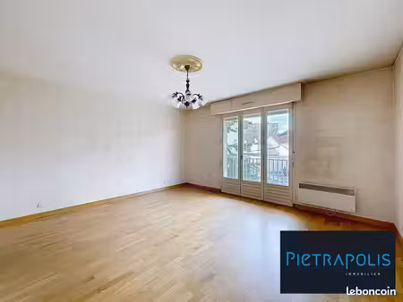 appartement 3 pièces 67 m²