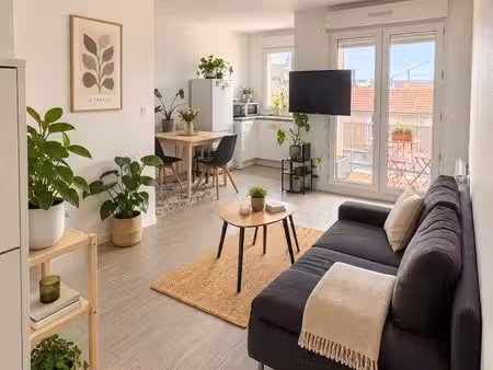 jolie appartement meublé avec terrasse secteur wilson faculté dijon