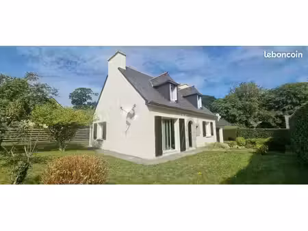 propriété 5 pièces 111 m²