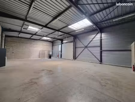 local 298 m² montbéliard