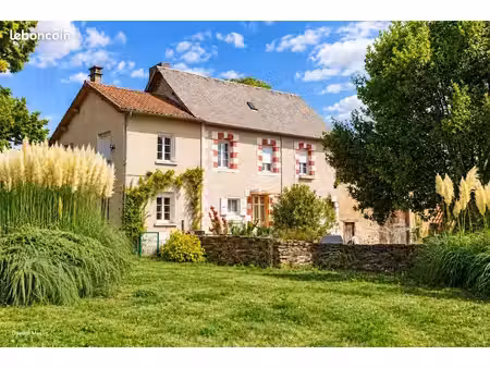 propriété 6 pièces 115 m²