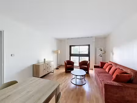 location appartement 3 pièces  73.80m²  angers