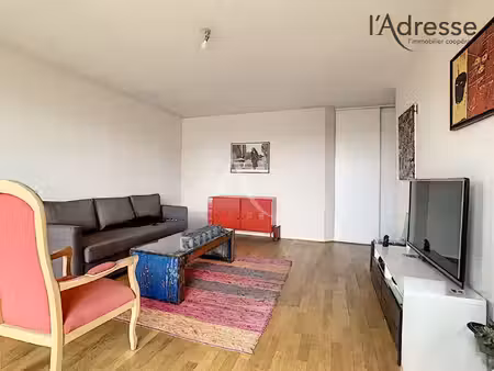 location appartement 1 pièce  32.65m²  nanterre
