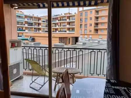 location appartement 1 pièce 24.09 m² à vence (06140)  630 €
