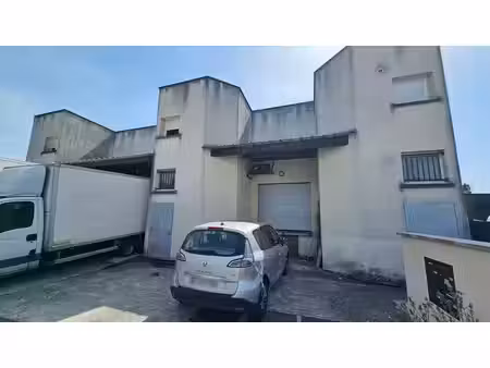 location local d’activités 55m²