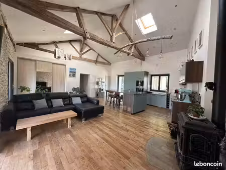 maison pierre rénovée 107 m²