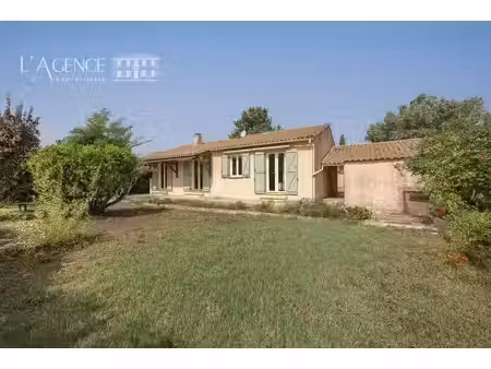charmante maison au calme de 92 m² de plain pied au nord d'aix-