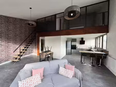 à louer loft duplex meublé de 87 m2