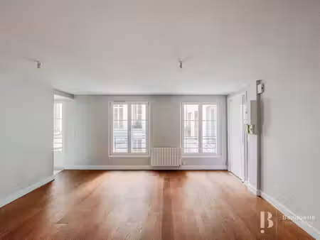 paris 1er - louvre rivoli - à louer vide - beau 2 pièces de 53.35 m2 - au calme sur cour