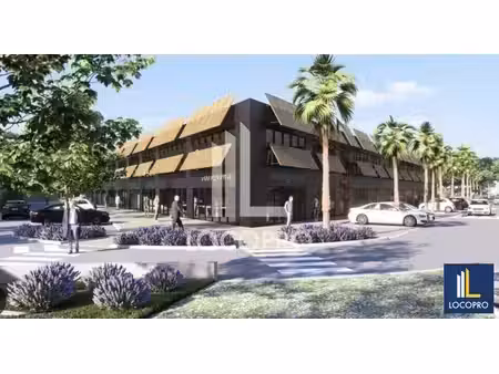 location commerce puget sur argens 83550 290m²
