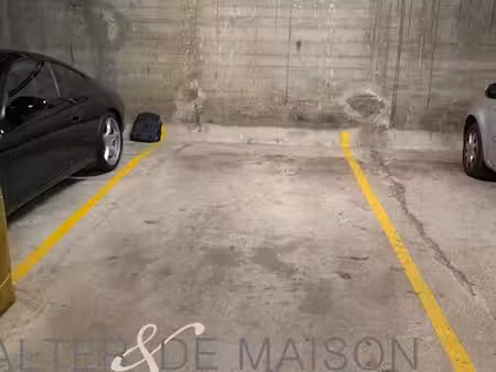 parking / box