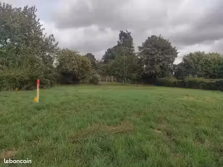 terrain 1 715 m² dangu