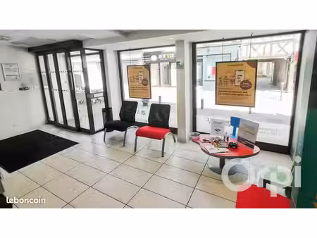 maison 2 pièces 227 m²