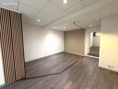 local commercial 35 m² la coucourde