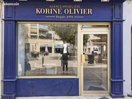 loue local commercial 25m² valence