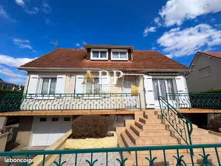 maison 6 pièces 93 m²