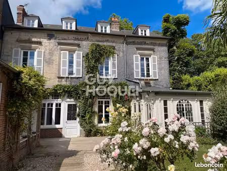 maison 5 pièces 162 m²