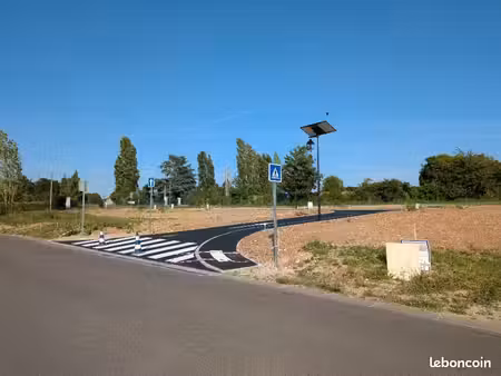 terrain 472 m² mezieres en drouais