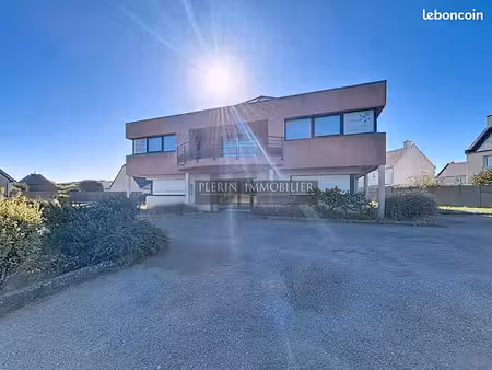 local 300 m² saint pol de leon