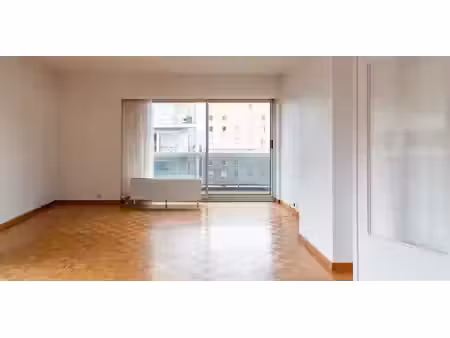 appartement à louer à antwerpen pour € 900 avec 2 chambres à coucher